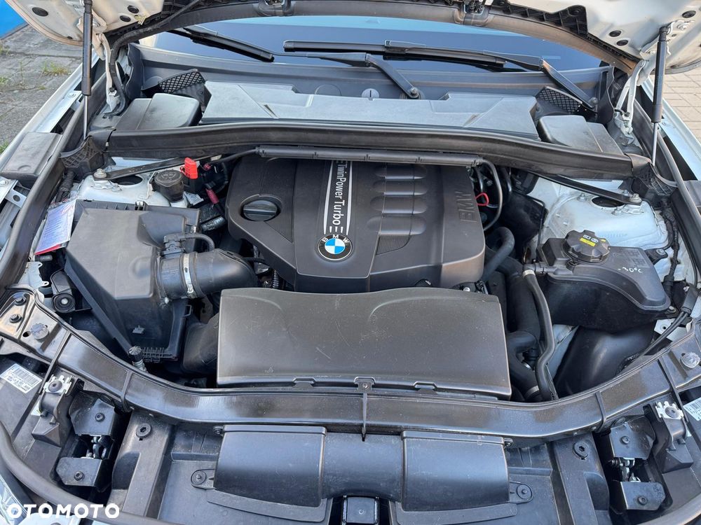 BMW X1 sDrive18d Sport Line - 9