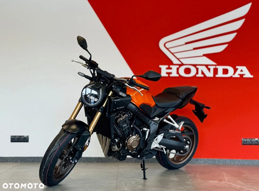 Honda CB - 2