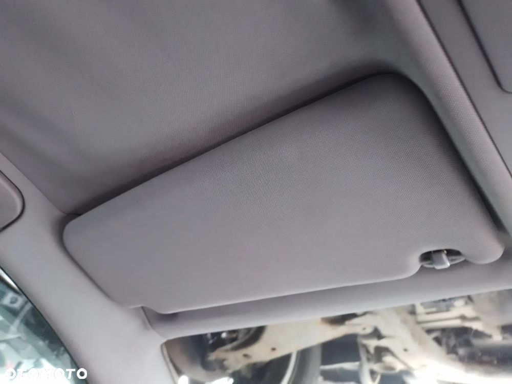 AUDI A6 C5 1.9 TDI AJM 97-01 - RADIO CHORUS (LY1T) - 15