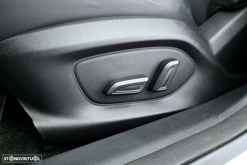 MG MG4 64 kWh Luxury - 9