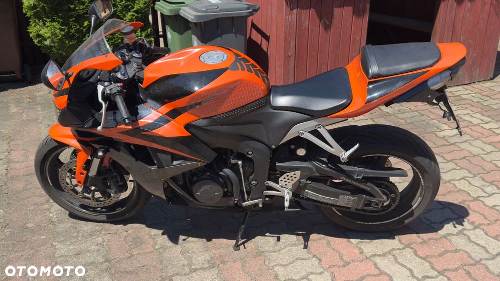 Honda CBR - 3