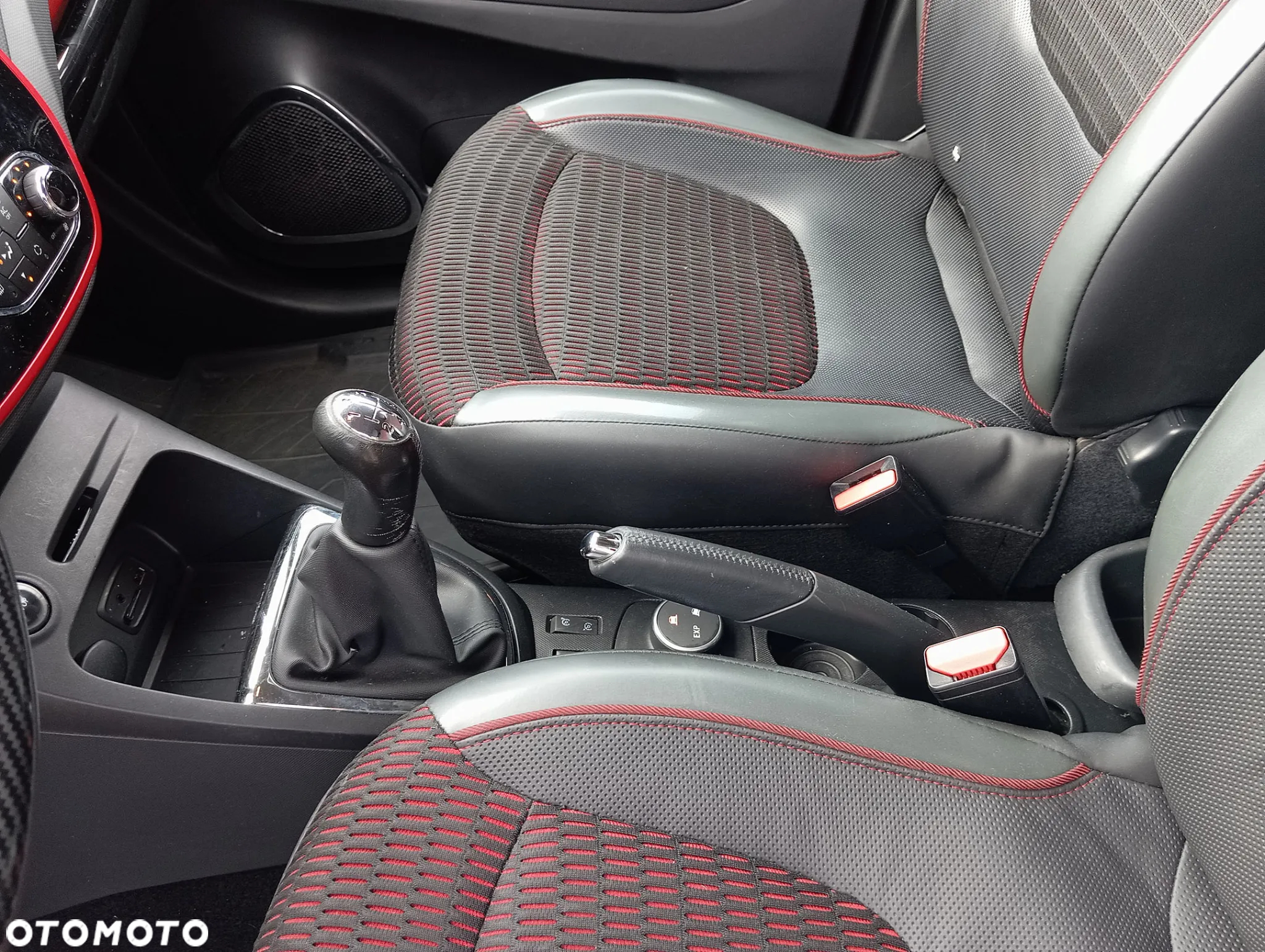 Renault Captur 0.9 Energy TCe Helly Hansen - 26