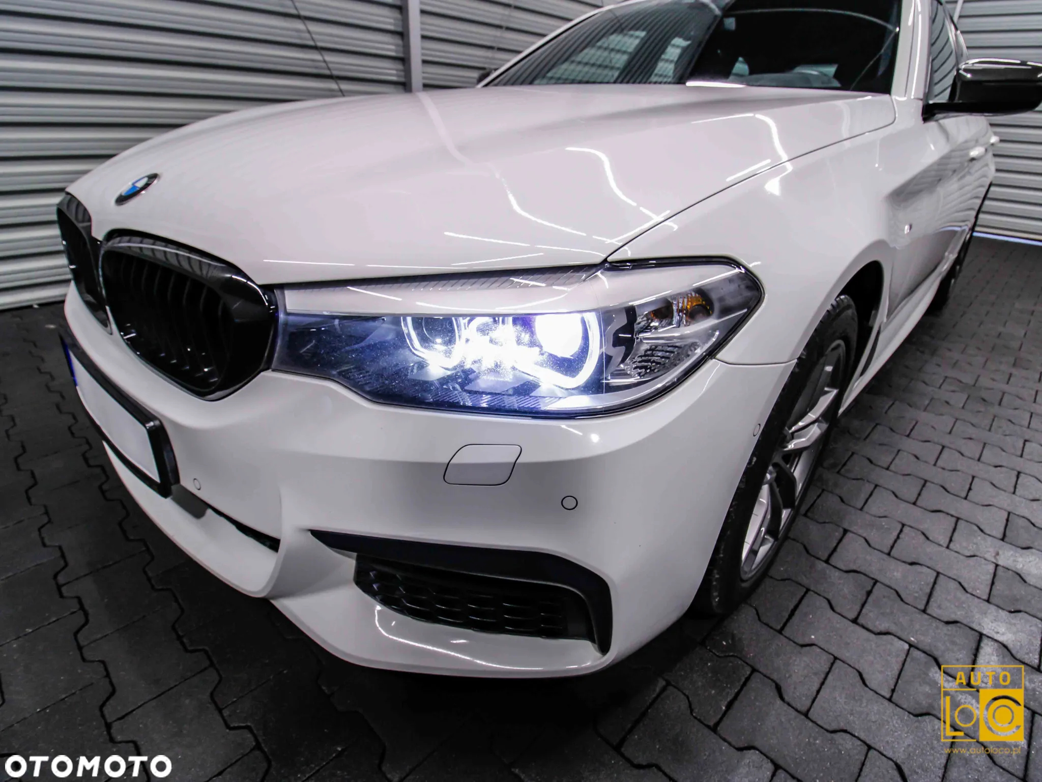 BMW Seria 5 520d xDrive M Sport sport - 12