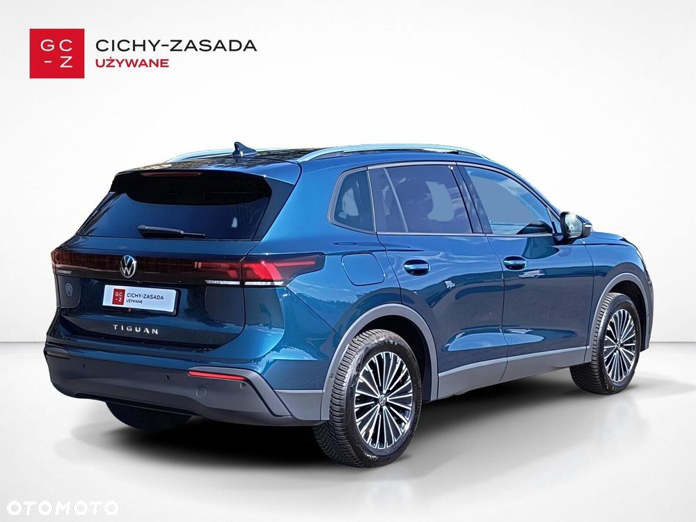 Volkswagen Tiguan - 5