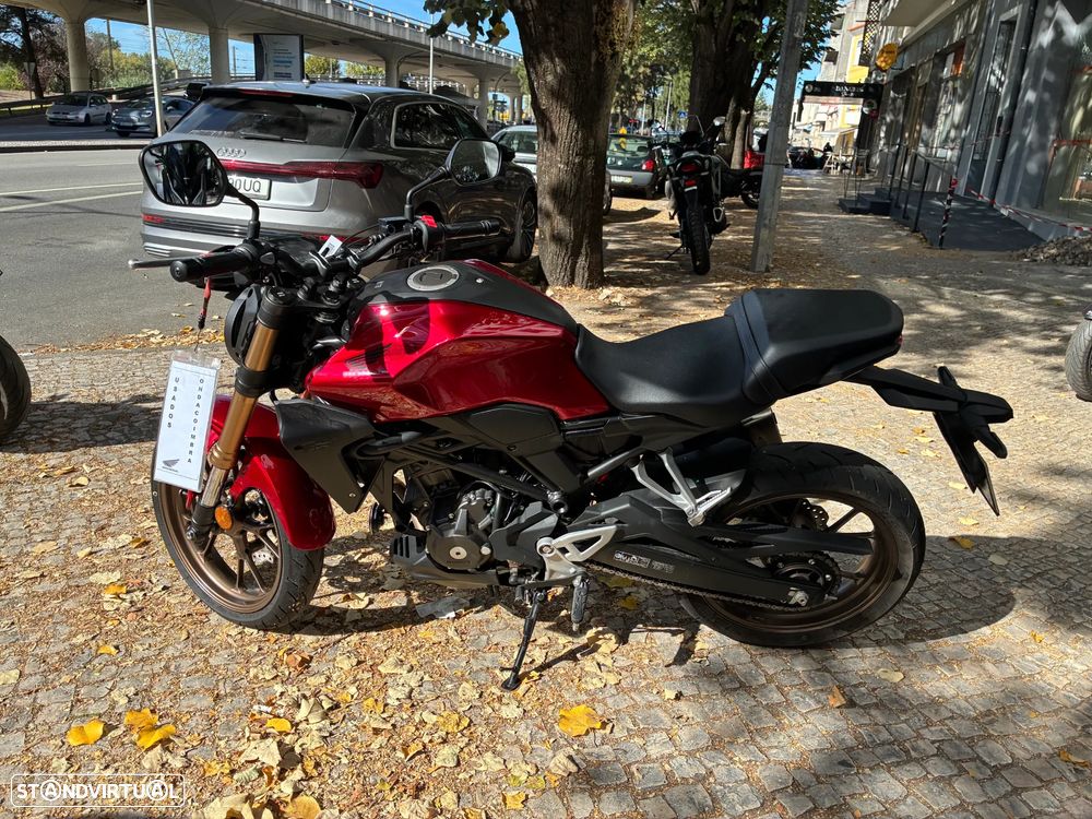 Honda CB 300 R - 1