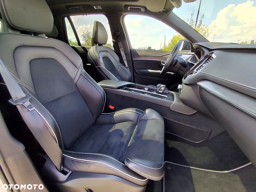 Volvo XC 90 D5 SCR AWD R-Design 7os - 11