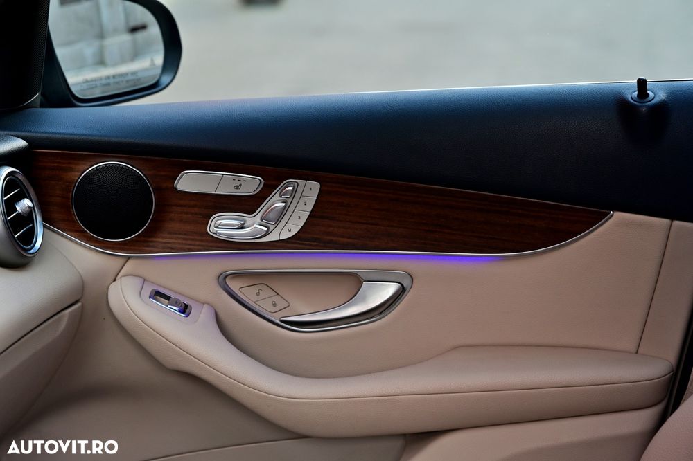 Mercedes-Benz GLC Coupe 300 4MATIC MHEV - 20