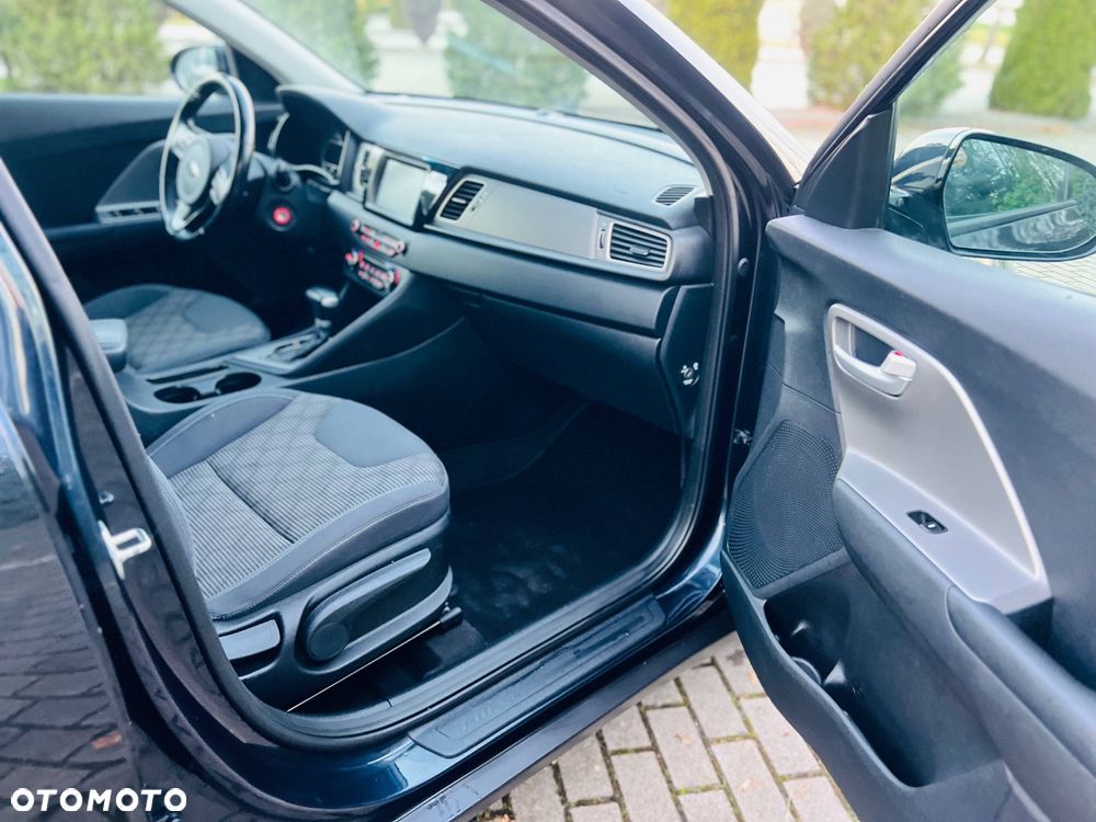 Kia Niro 1.6 GDI Hybrid L - 11