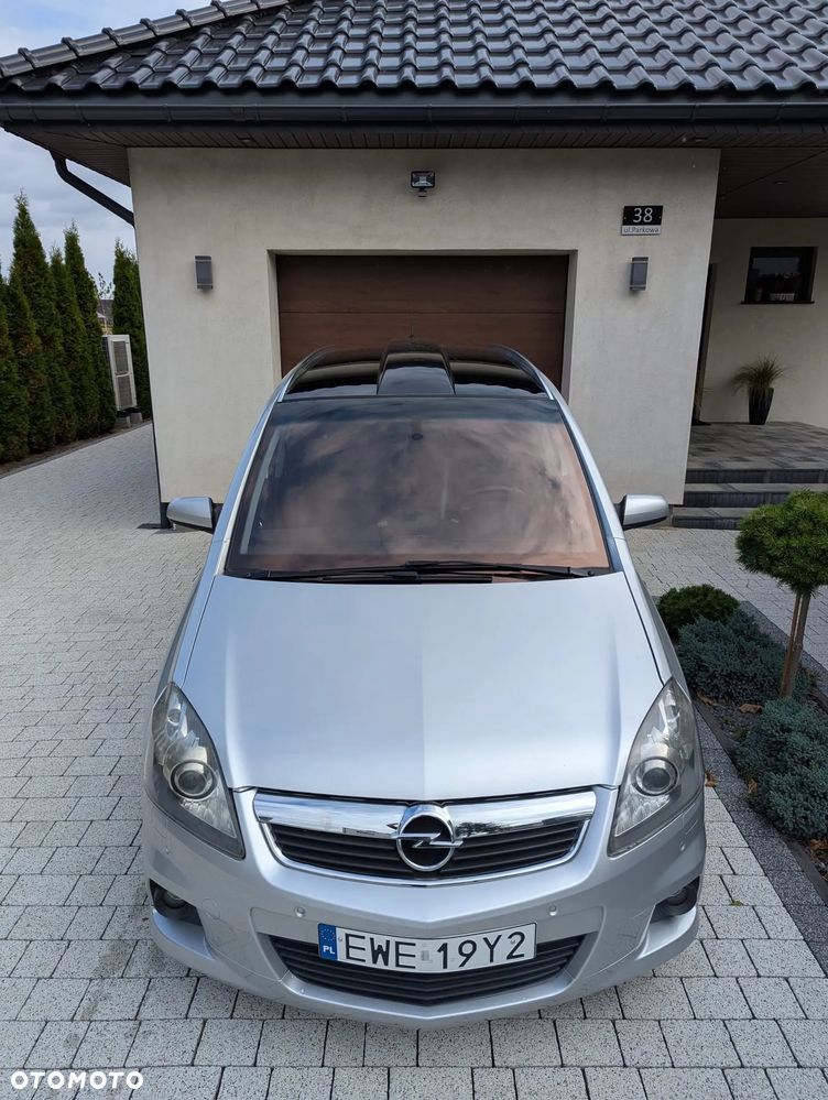 Opel Zafira - 4