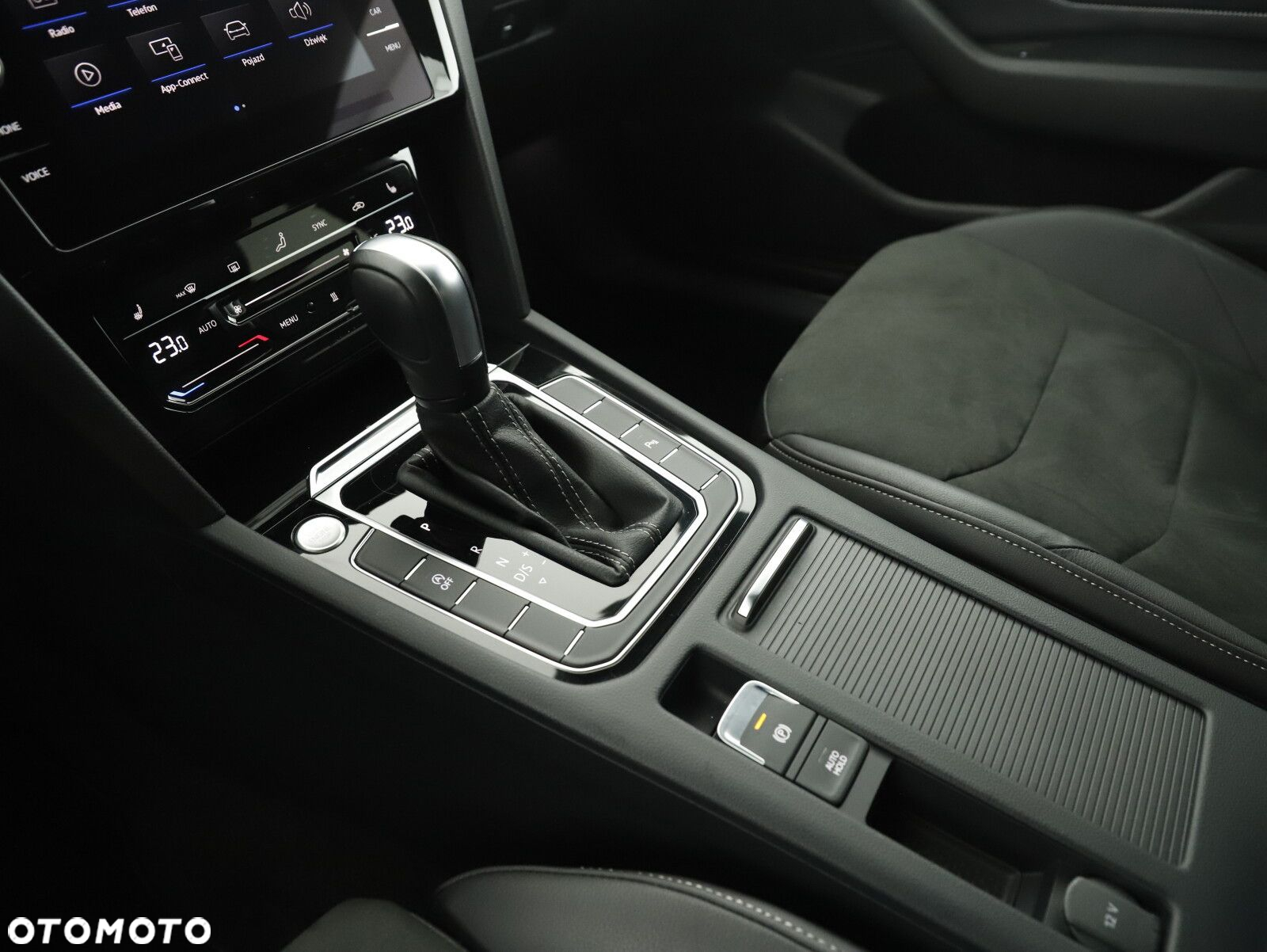 Volkswagen Arteon 2.0 TDI 4Motion R-Line DSG - 12