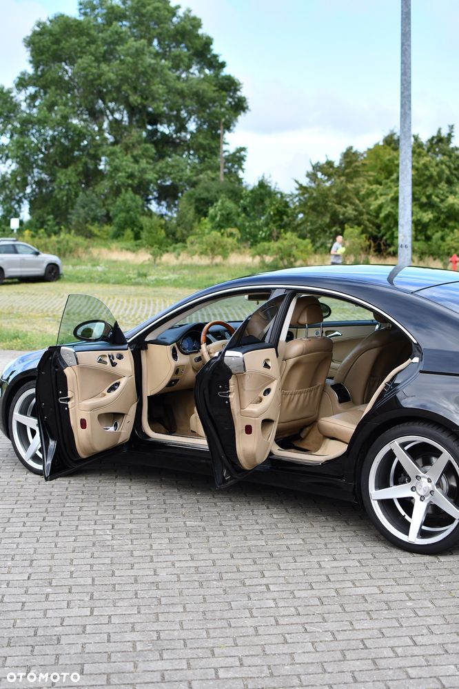 Mercedes-Benz CLS 500 - 20