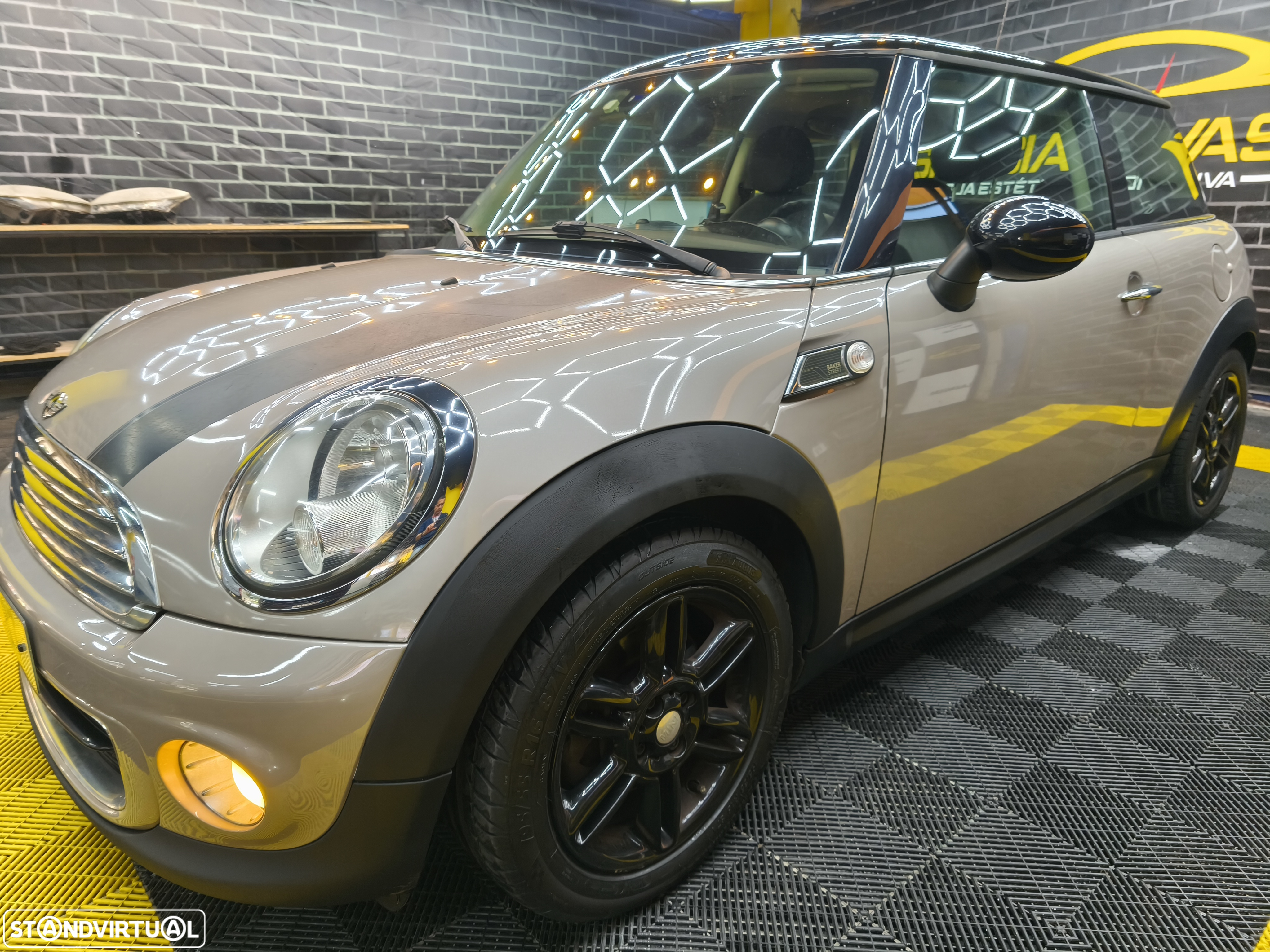 MINI 3 Portas One D - 2