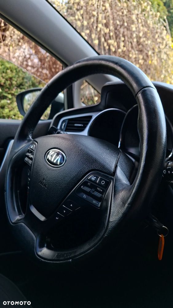 Kia Ceed 1.6 GDI XL - 23