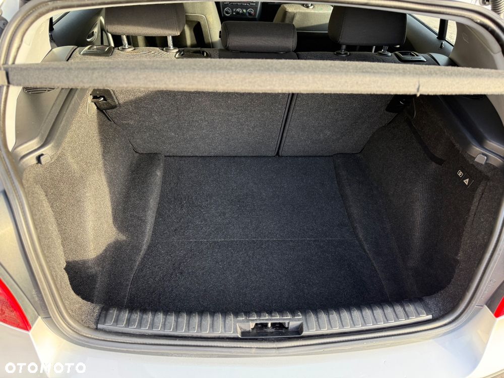 BMW Seria 1 116i - 16