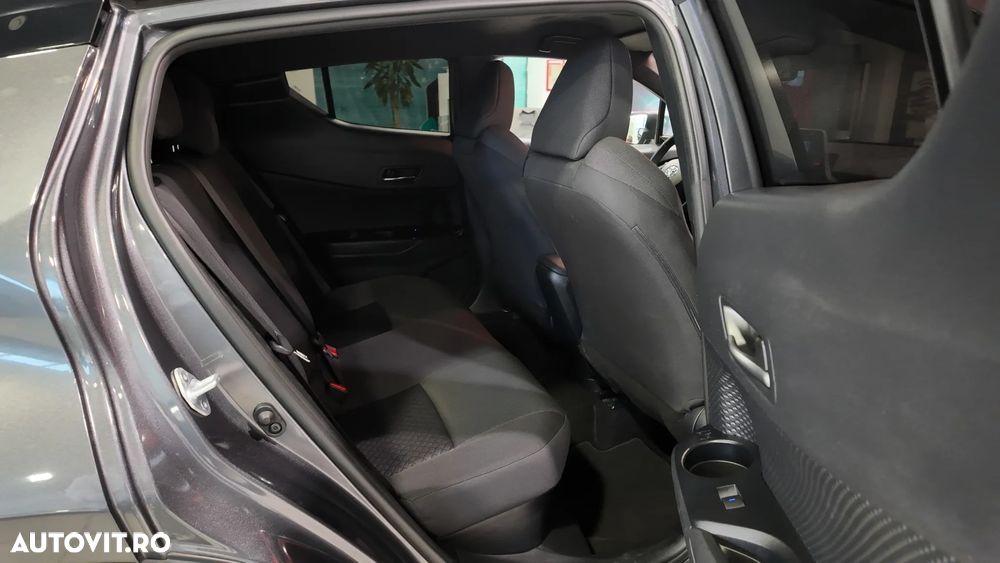 Toyota C-HR 1.8 HSD 122 CP 4x2 CVT C-enter - 32