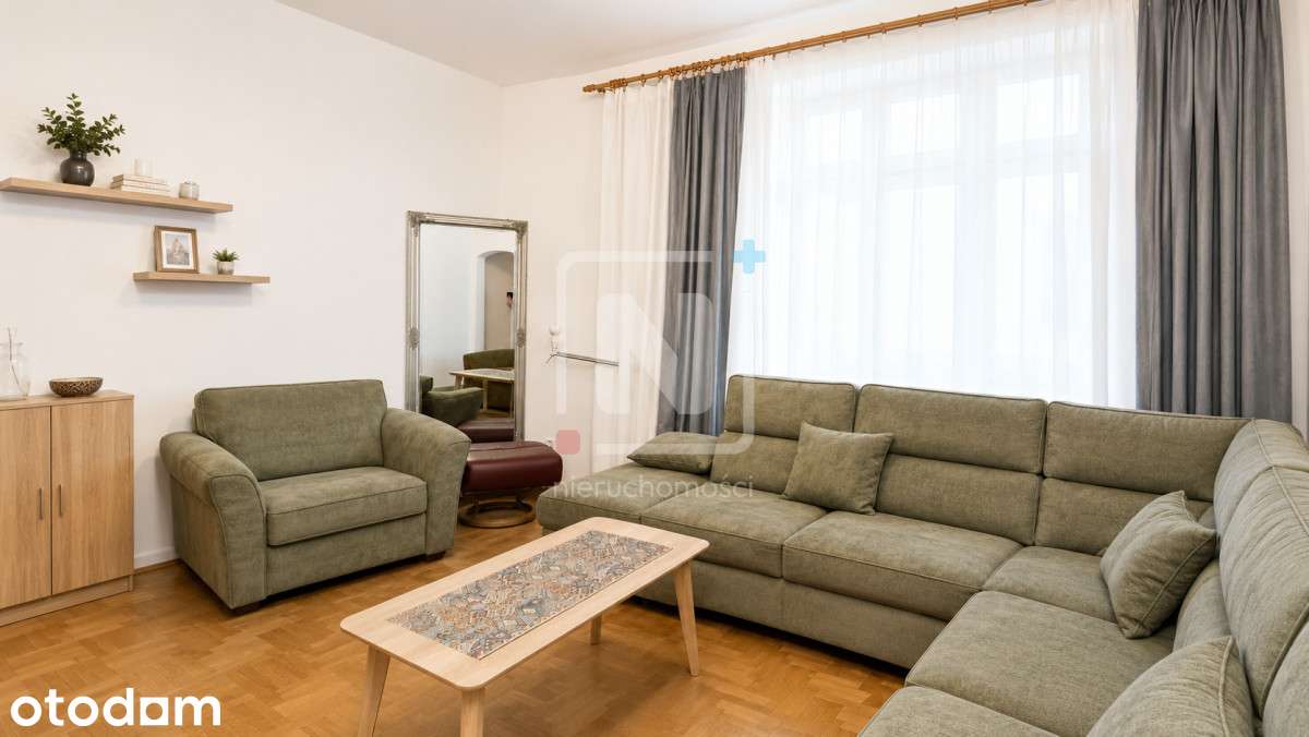 3 Metry wysokości | Przy Palmie | Centrum
