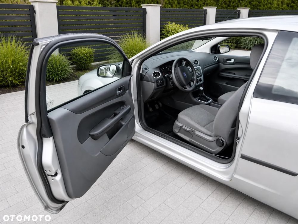 Ford Focus 1.4 16V Ambiente - 7