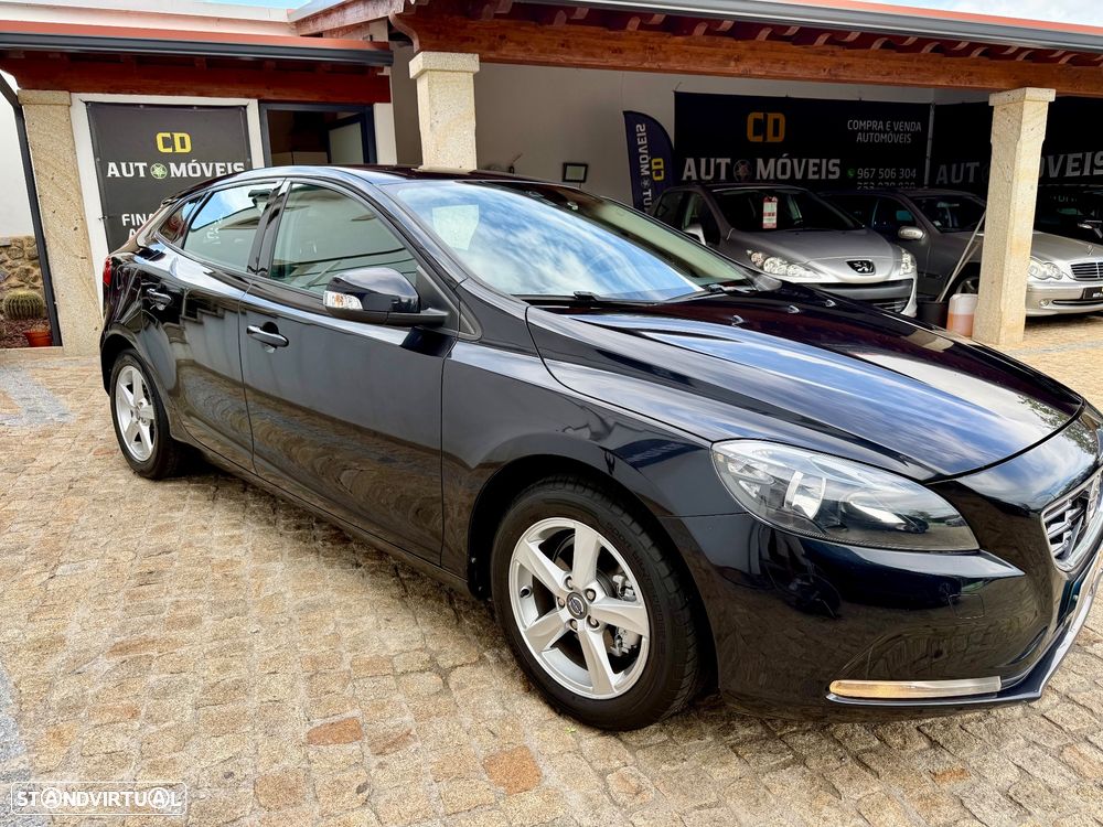 Volvo V40 D2 Kinetic - 6