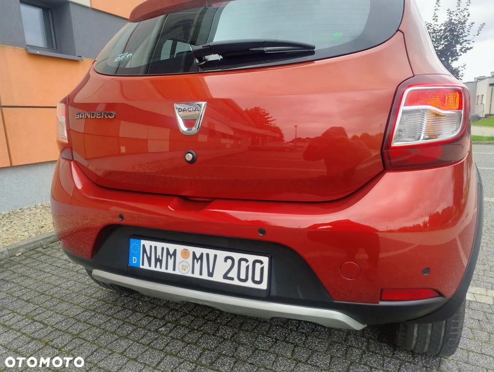 Dacia Sandero 0.9 TCe SL Celebration S&S - 33