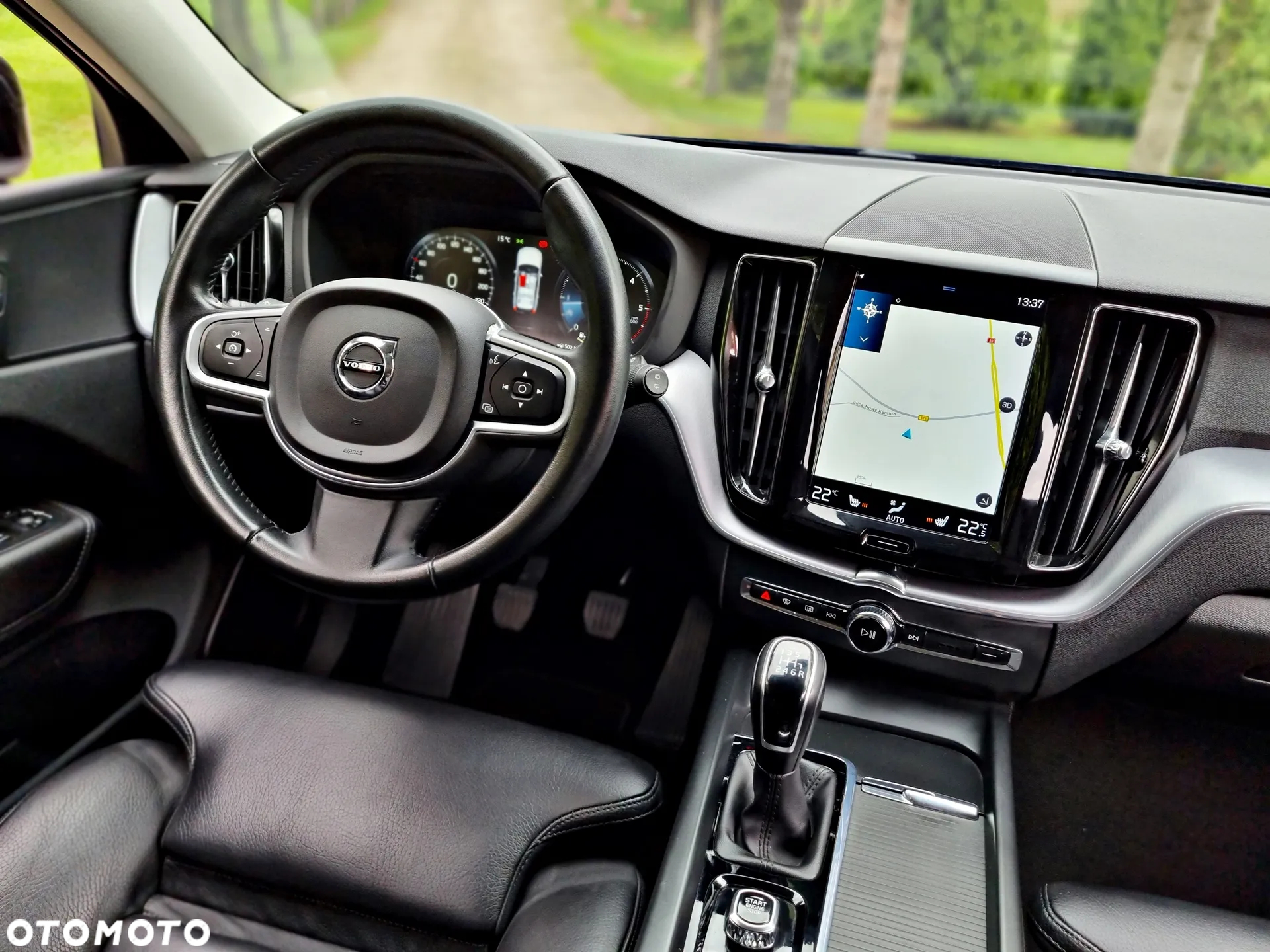 Volvo XC 60 D3 Momentum Pro - 17