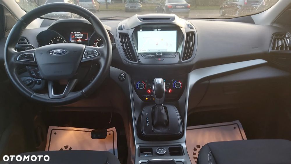 Ford Kuga 1.5 TDCi 2x4 Titanium - 19