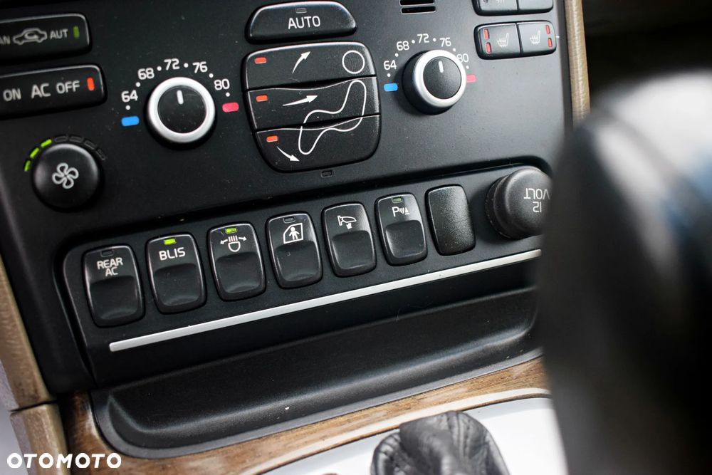 Volvo XC 90 3.2 Kinetic - 31
