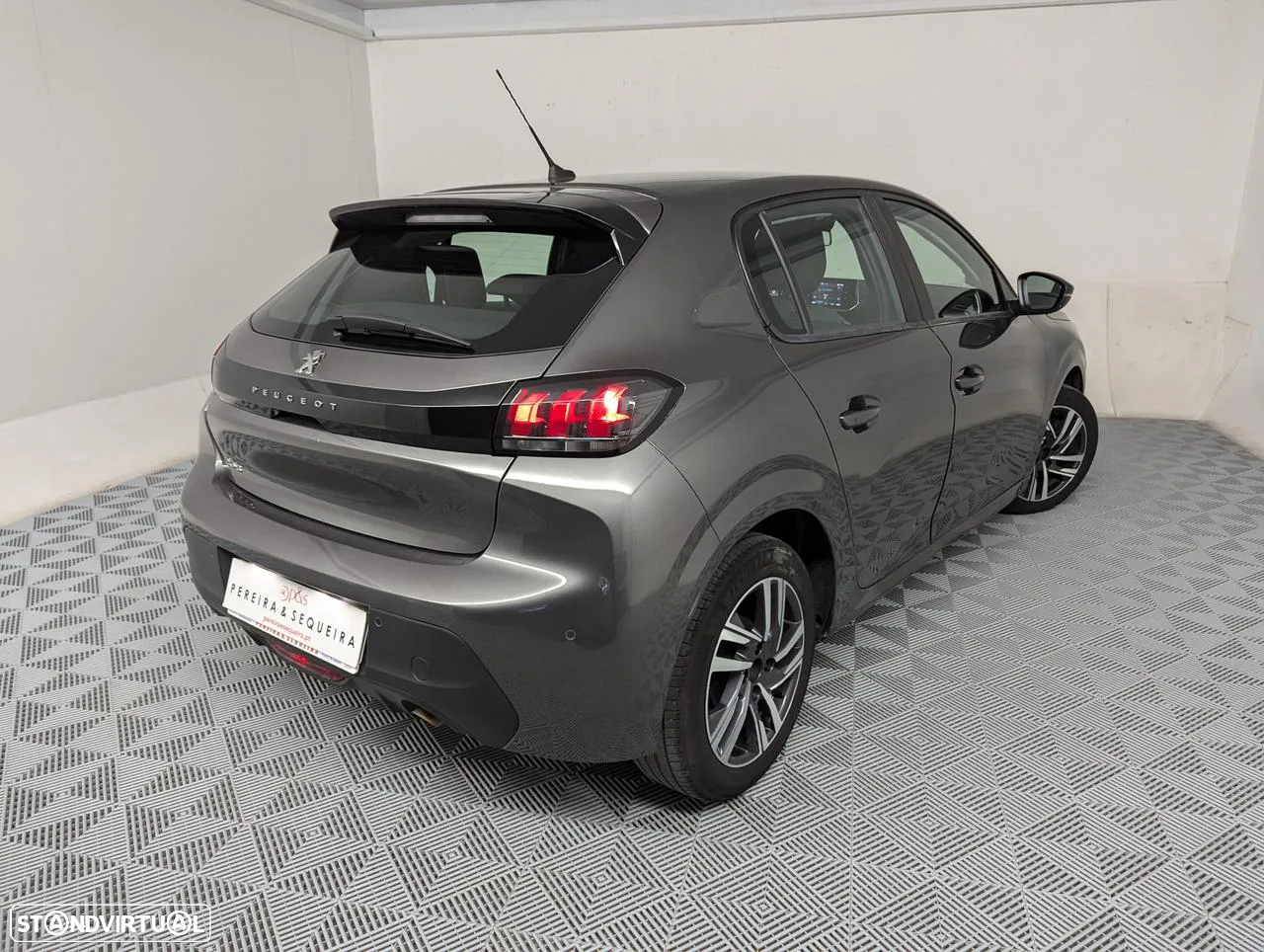 Peugeot 208 1.2 PureTech Active Pack - 7