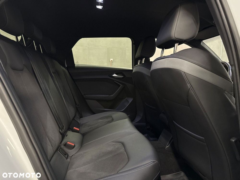 Audi A1 Sportback 40 TFSI S-Line S tronic - 17