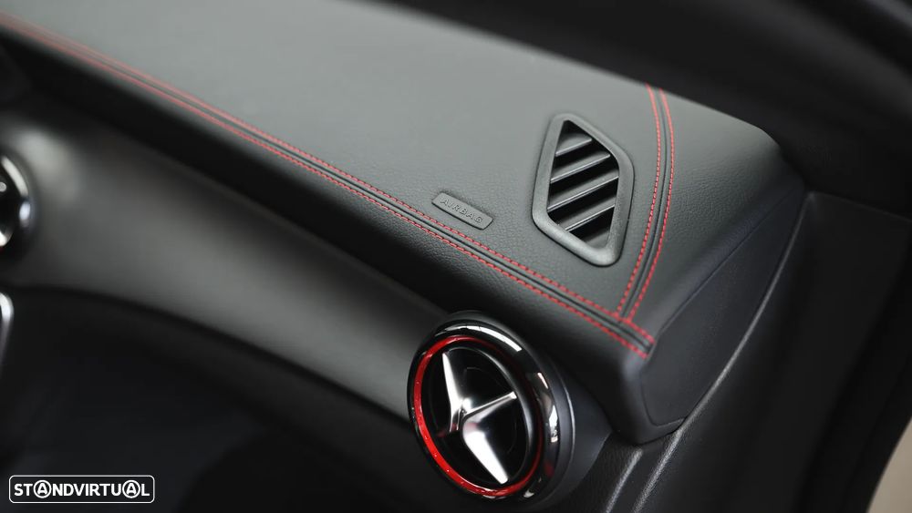 Mercedes-Benz CLA 45 AMG Shooting Brake 4-Matic - 36