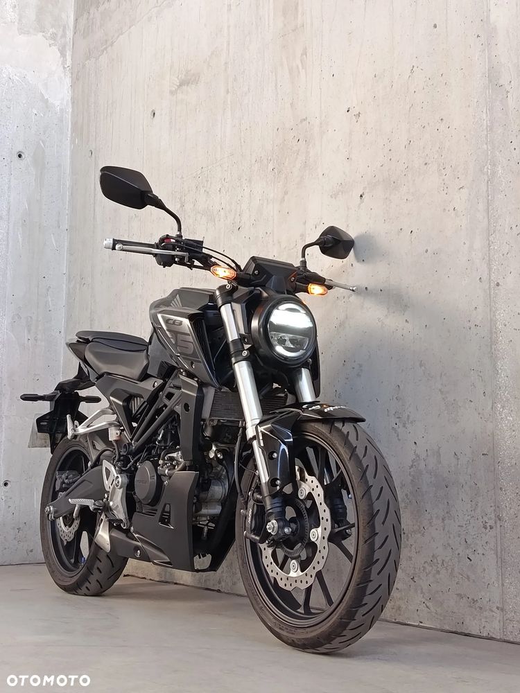 Honda CB - 19