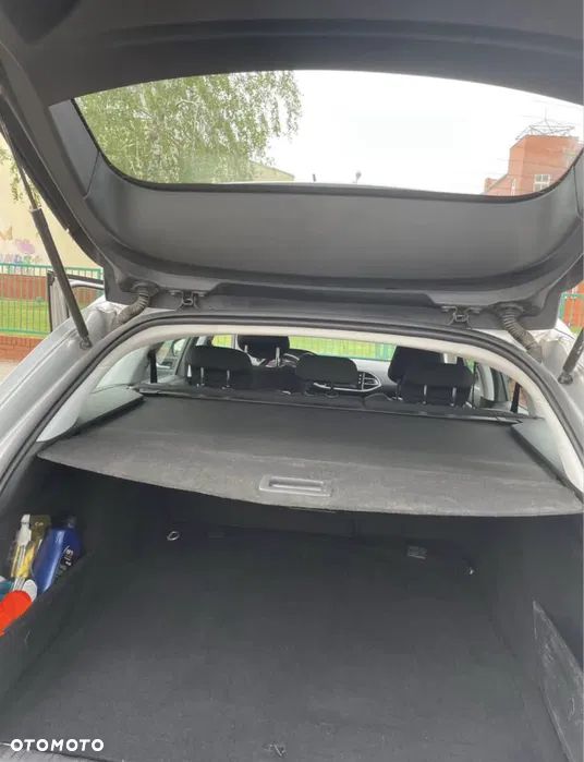 Peugeot 308 2.0 Blue HDi Allure S&S - 5