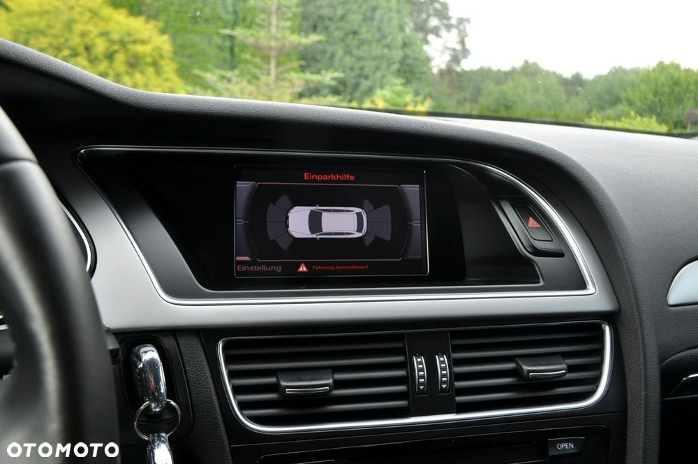 Audi A4 Avant - 31