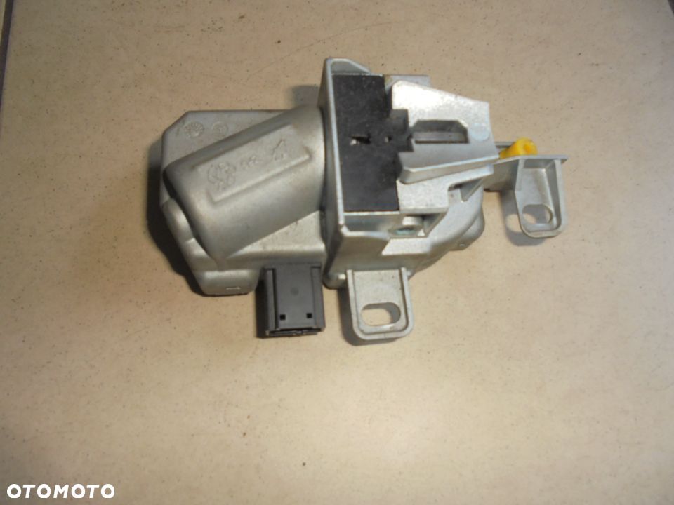 BLOKADĘ KIEROWNICY 30776153 VOLVO S40 V50 C30 30776153 - 1
