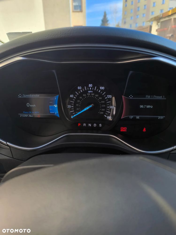 Ford Fusion - 19