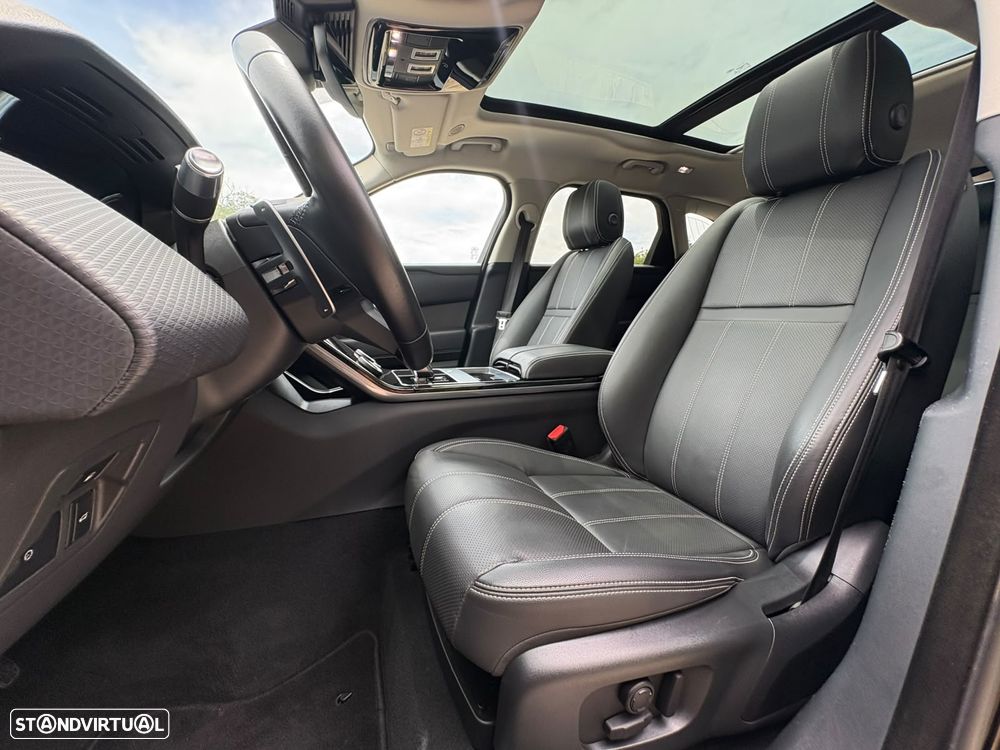 Land Rover Range Rover Velar - 28
