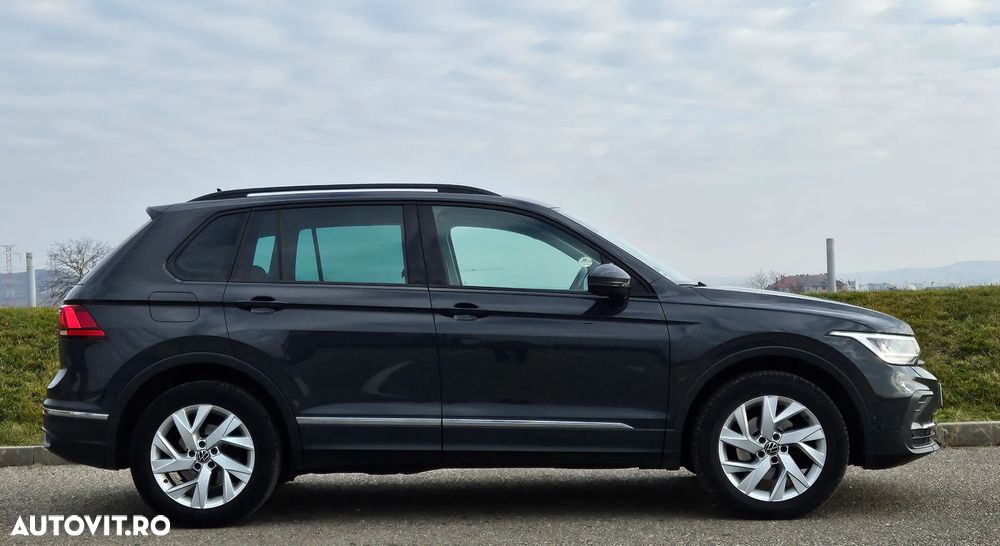Volkswagen Tiguan 2.0 TDI SCR 4MOTION DSG Elegance - 16