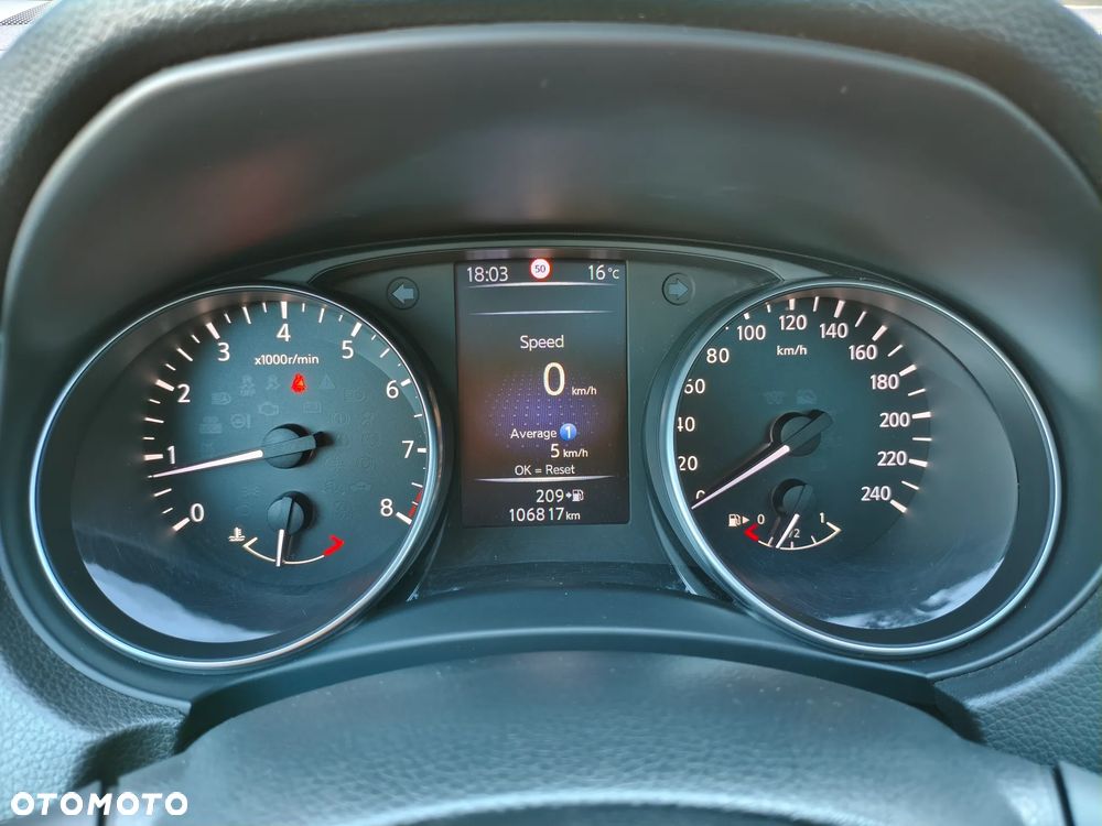 Nissan Qashqai - 15