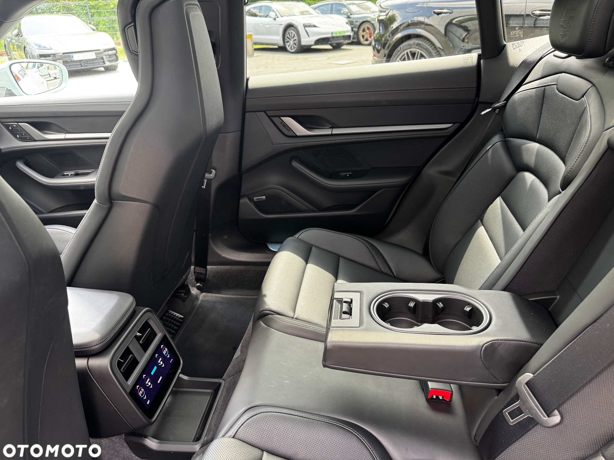 Porsche Taycan 105kWh 4S Cross Turismo - 17