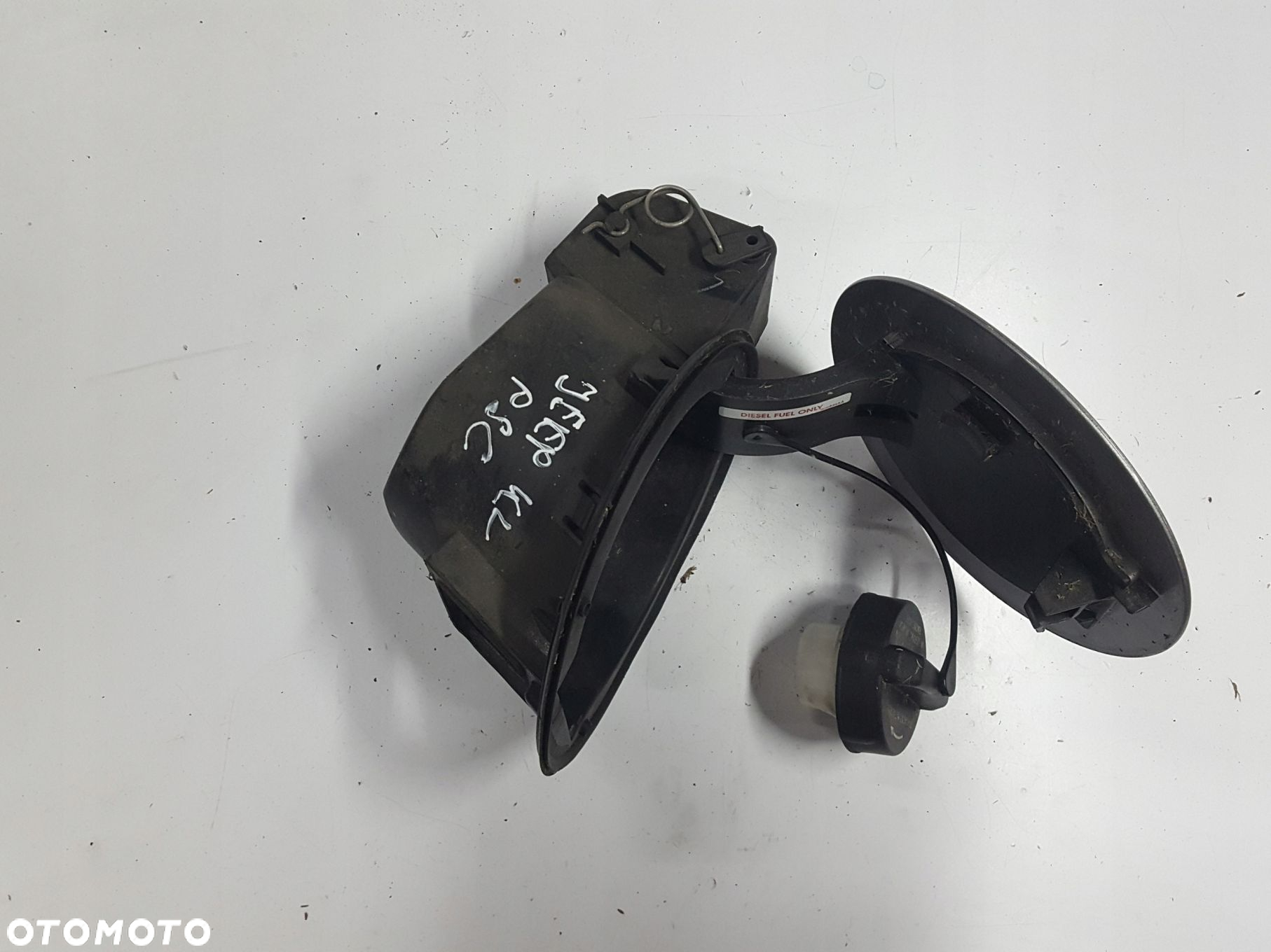 JEEP CHEROKEE KL 14-18r KLAPKA WLEWU PALIWA PSC - 3