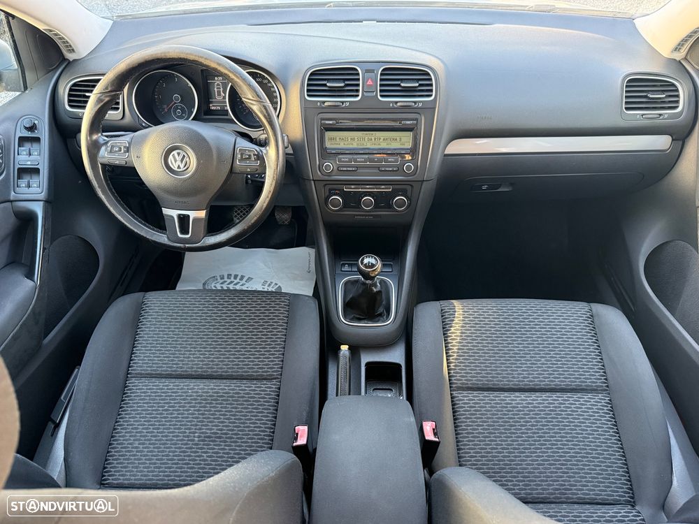 VW Golf 1.6 TDi Confortline - 9