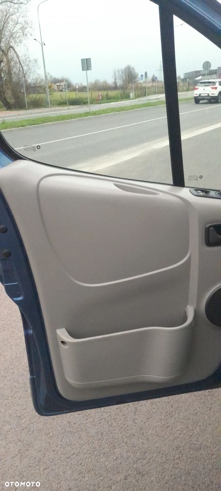 Opel Vivaro L2H1 2.9t Essentia - 20