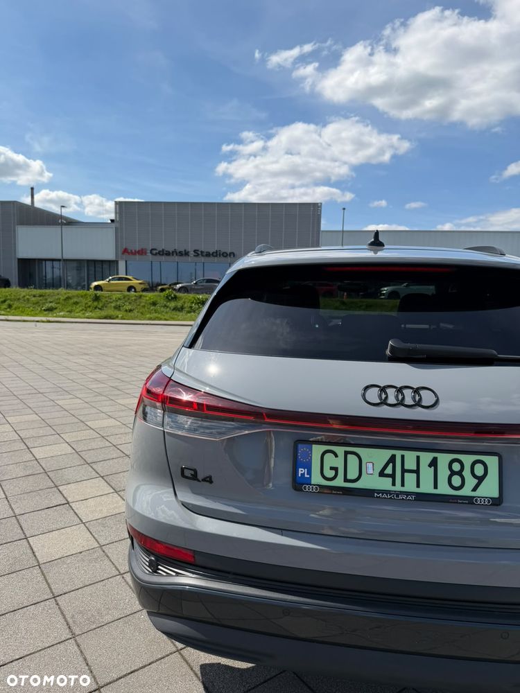 Audi Q4 e-tron - 5