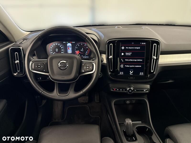 Volvo XC 40 T3 Momentum - 13