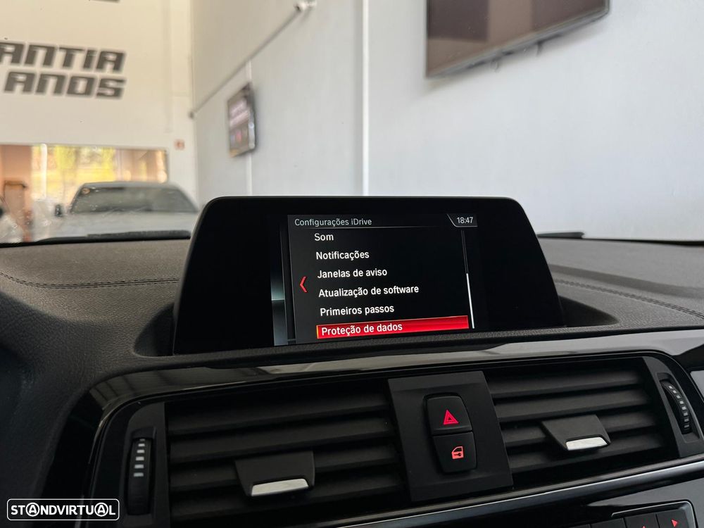 BMW 116 d Pack M - 29
