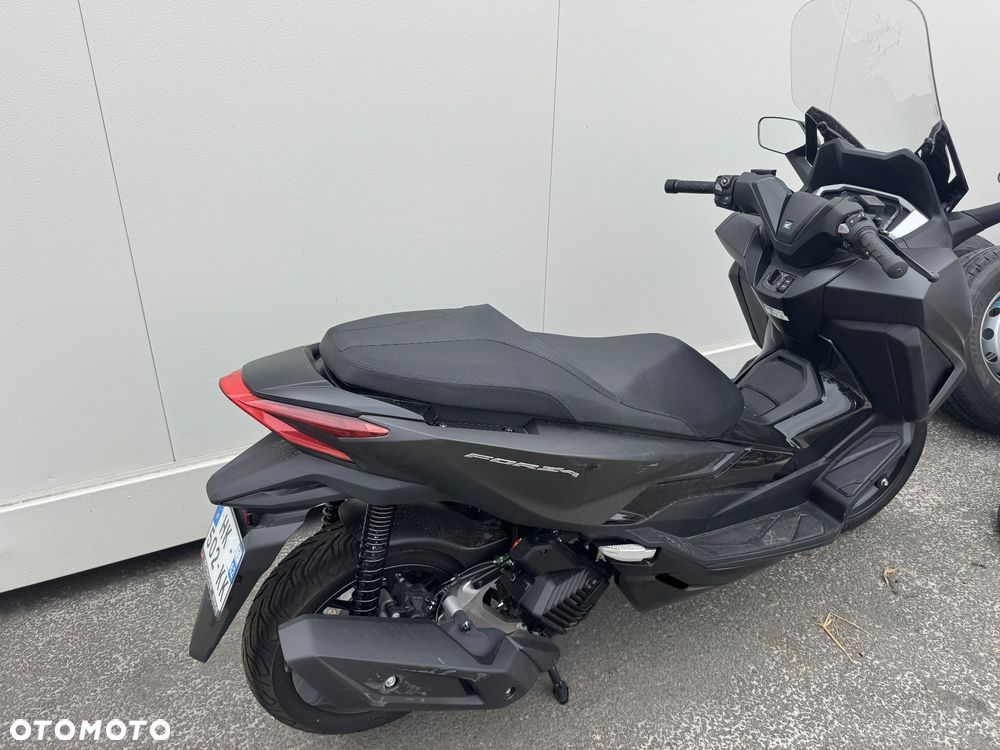 Honda NSS - 20