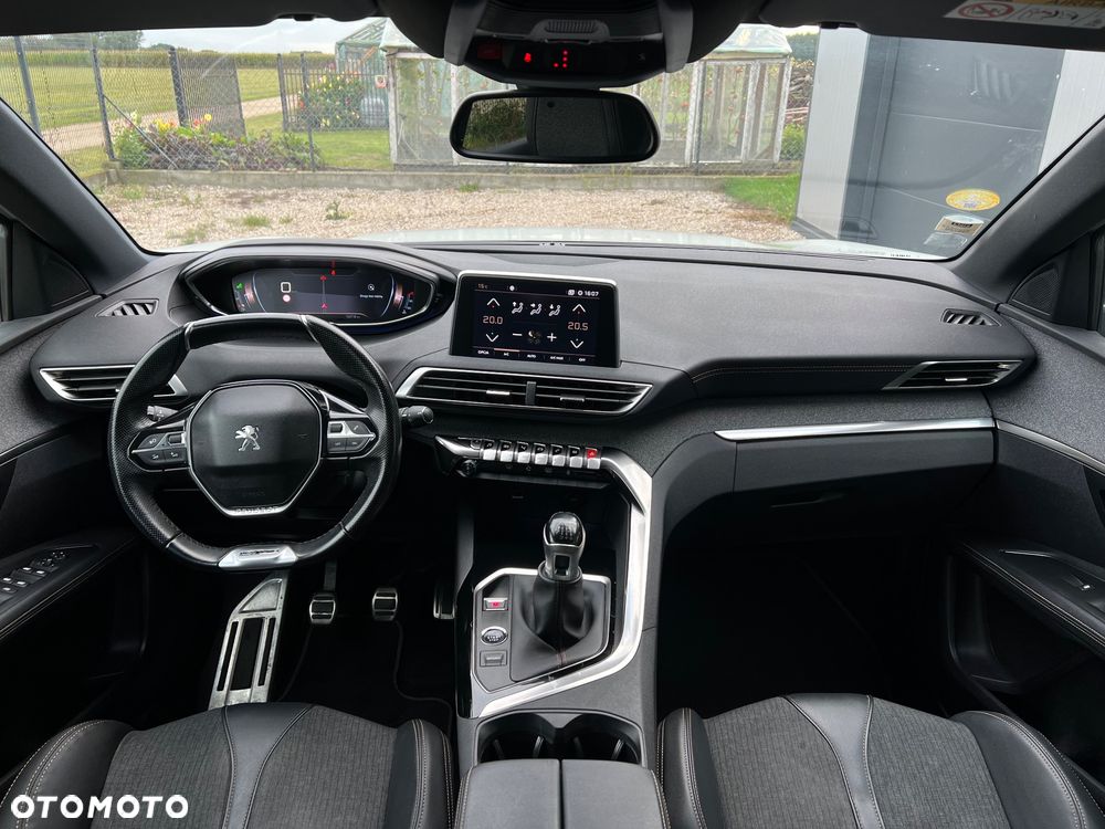 Peugeot 3008 - 16