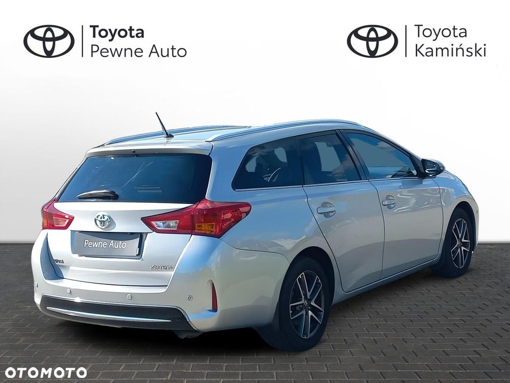 Toyota Auris 2.0 D-4D Premium - 5