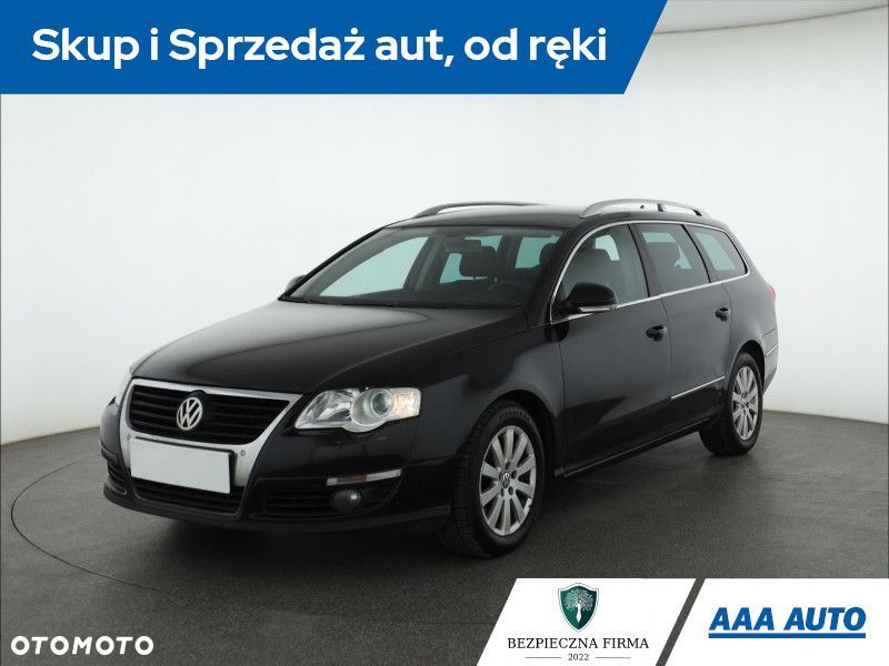 Volkswagen Passat Variant - 2