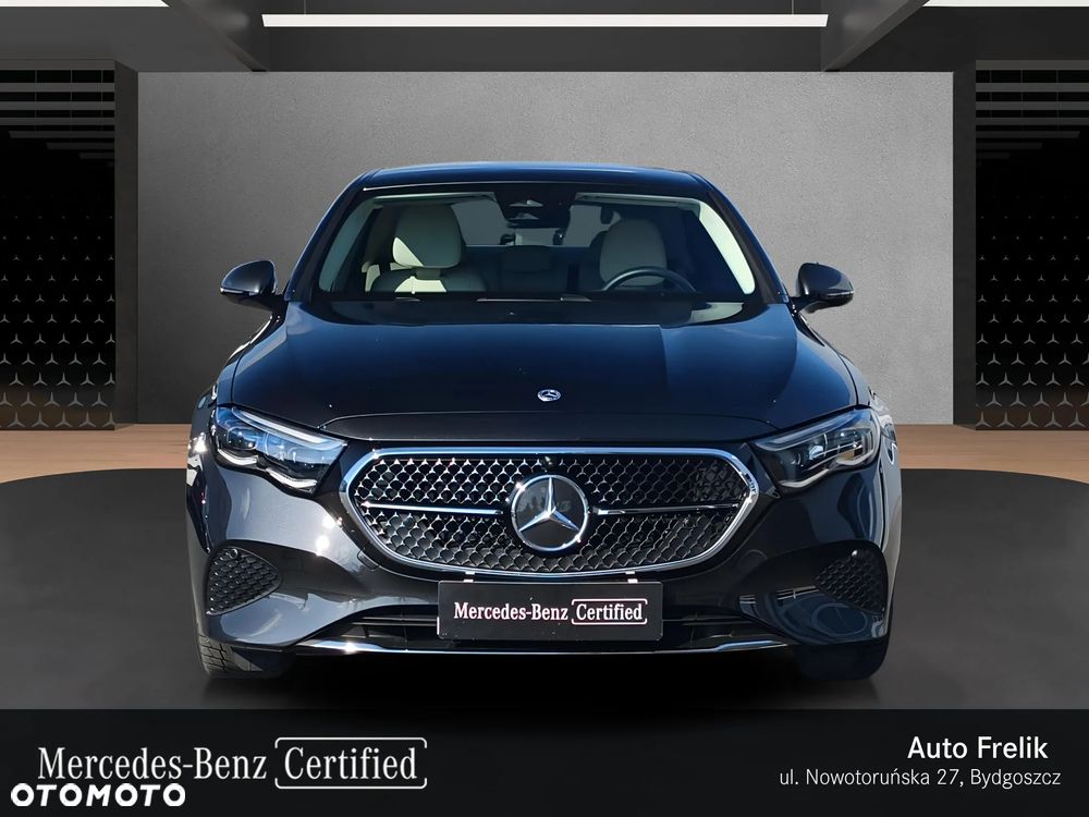 Mercedes-Benz Klasa E 300 PHEV 4-Matic Avantgarde 9G-Tronic - 8