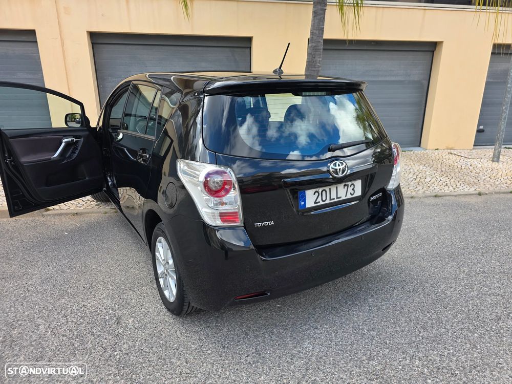 Toyota Verso 2.0 D-4D Comfort - 15